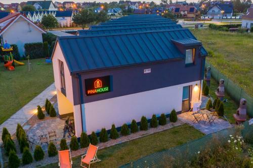 Pina House