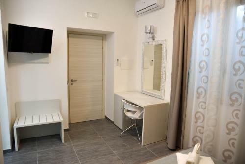Hostal Dolcelina Home