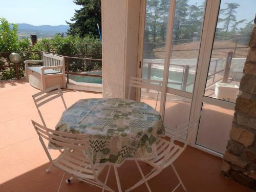 Big Apartment In Southern Tuscany With View And Pool