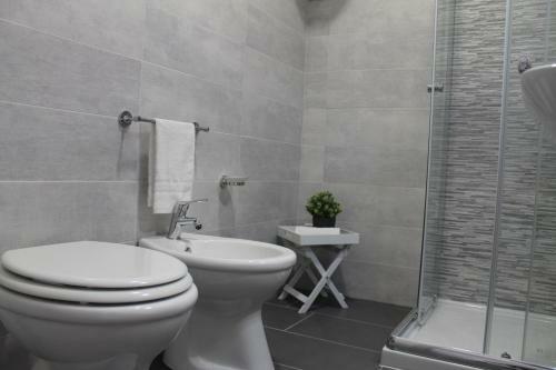 Hostal Crifea Rooms