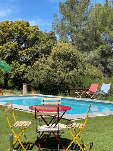 Apartamento Le G�te Des Cadi�res