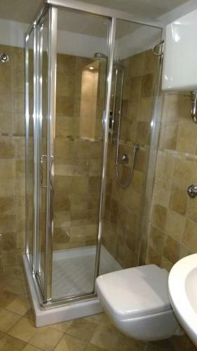 Hostal Monolocale Via Leopardi
