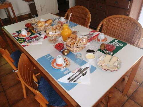 Hostal Maison Neuve Grandval