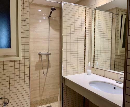 Pals - Mas Pinell Apartamento 2a Linea de Playa 2-4px Con Jard�n- B2