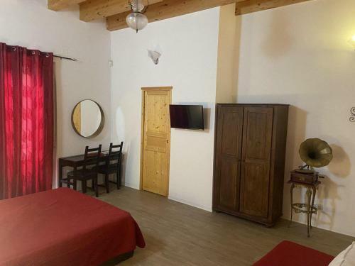 Hostal Decadracma
