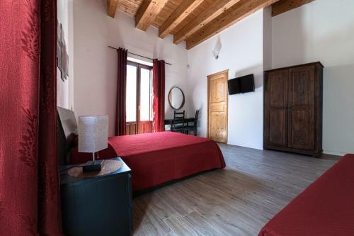 Hostal Decadracma