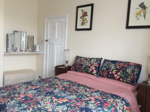 Bed & Breakfast Heatherdene House