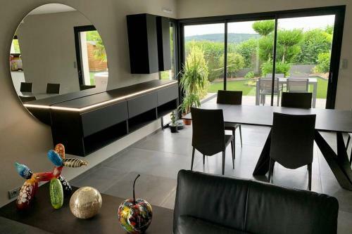 Moderne Et Spacieuse