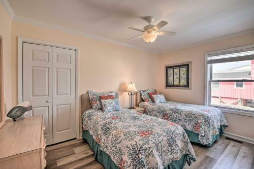 Large-group Getaway - Beachfront Home With Pool!