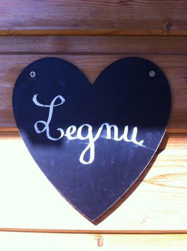 Bed & Breakfast Mare E Legnu