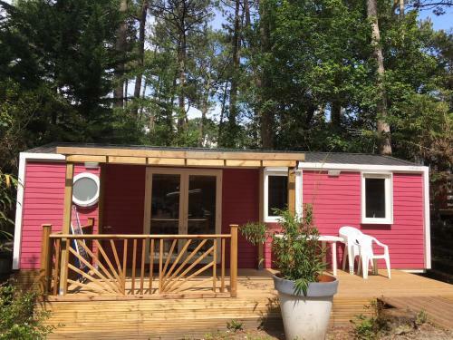 Camping Du Val De L'eyre