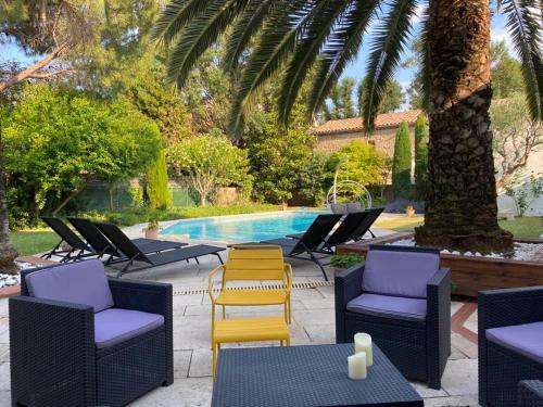 Villa Priv�e Ind�pendante Et Luxueuse Au Calme