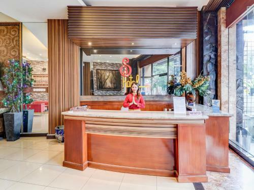 Hotel Setrasari Bandung Redpartner