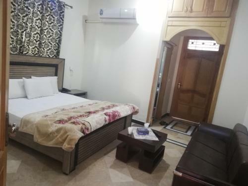 Hostal Royal Guest House