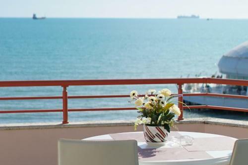 Sea View Apartments Eldo