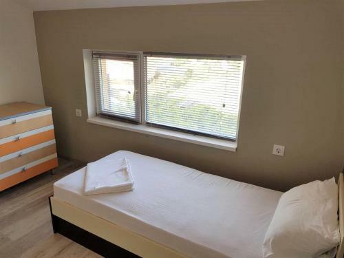 Beauty House Apartments & Rooms