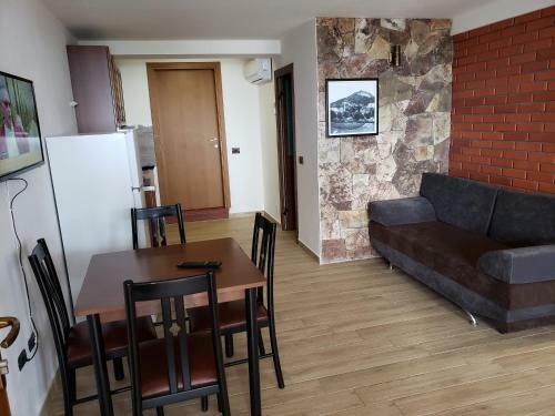 Apartamento Vila Elezi