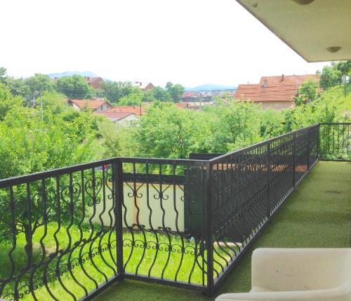 Villa "picnic" ??? " ???? "