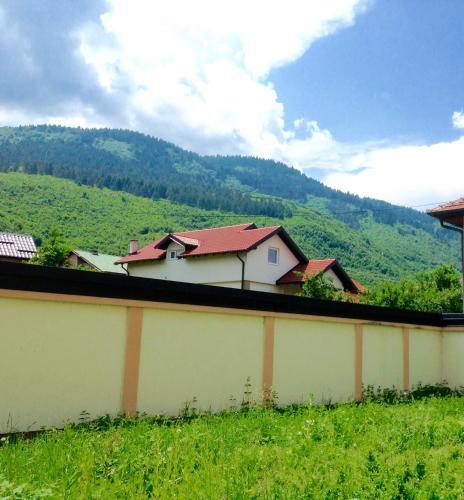 Villa "picnic" ??? " ???? "