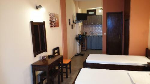 Atisis Apartments