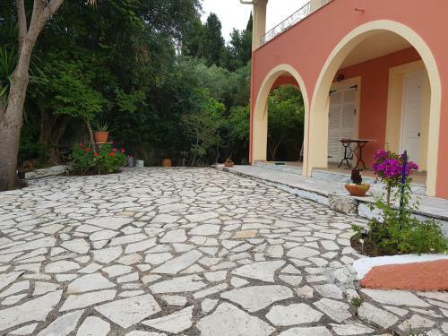 Atisis Apartments