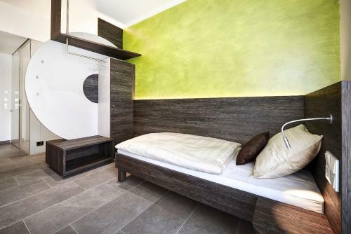 Eee Hotel