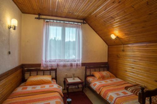 Hostal Lara Rooms