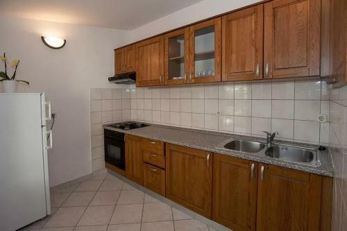 Apartments Carevic