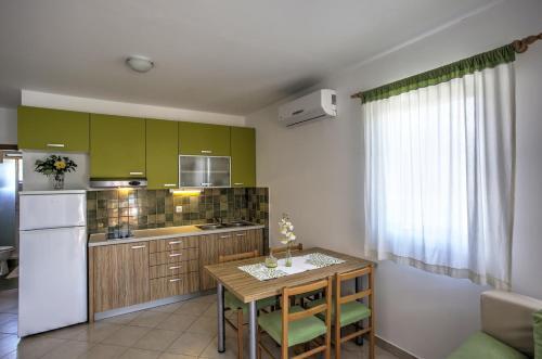 Apartment Ena 2