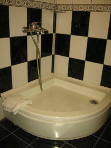 Hostal Chola Guest House