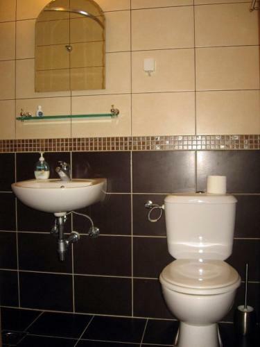 Hostal Chola Guest House