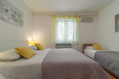 Apartments Tolic