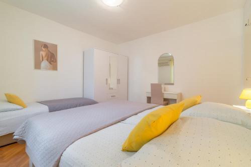 Apartments Tolic