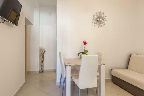 Apartments Tolic