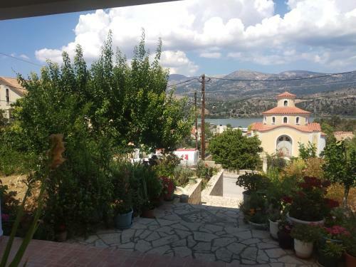 Ismene Apartments