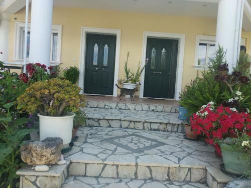 Ismene Apartments