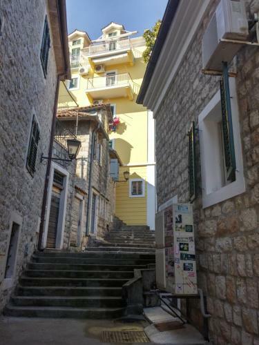 Stari Grad Apartment