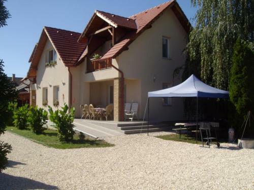 Hostal Somodi Vend�gh�z