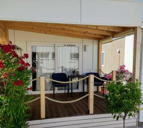 Bungalow On The Beach - Buqez Eco Resort