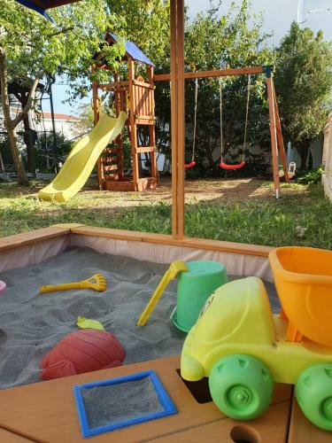 Oleander Apartment In Pako?tane