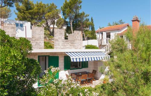 Nice Home In Povlja With Wifi And 2 Bedrooms