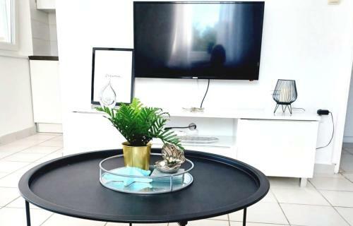 Mirela Modern Apartment Near The Beach, Novalja