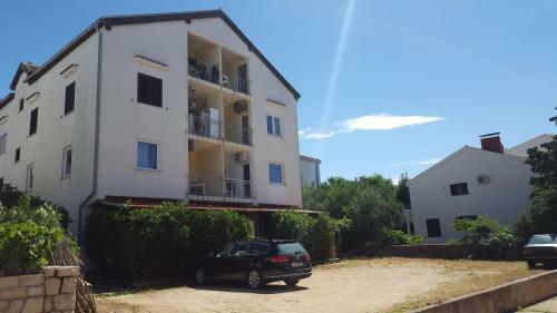 Mirela Modern Apartment Near The Beach, Novalja