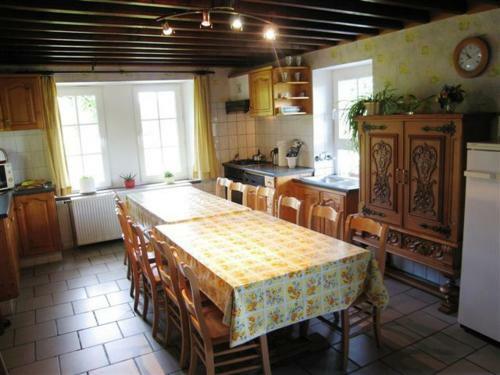 Hostal Sol Battire & A Tchape Mele