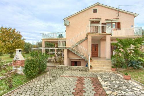 Rasopasno Apartment With Terrace And Private Parking