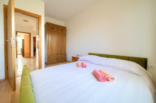 Rasopasno Apartment With Terrace And Private Parking