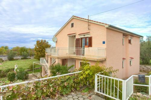 Rasopasno Apartment With Terrace And Private Parking