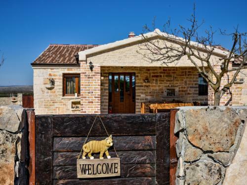 Holiday Home Anita 2 For 8 Persons With Pool