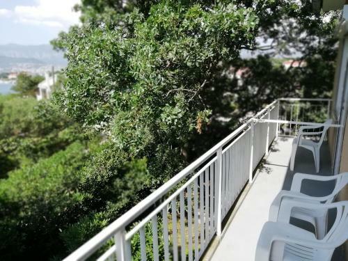 Apartments Jakov&nada
