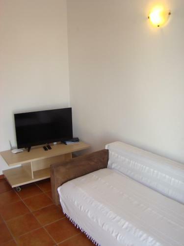 Hostal Apartments Ada